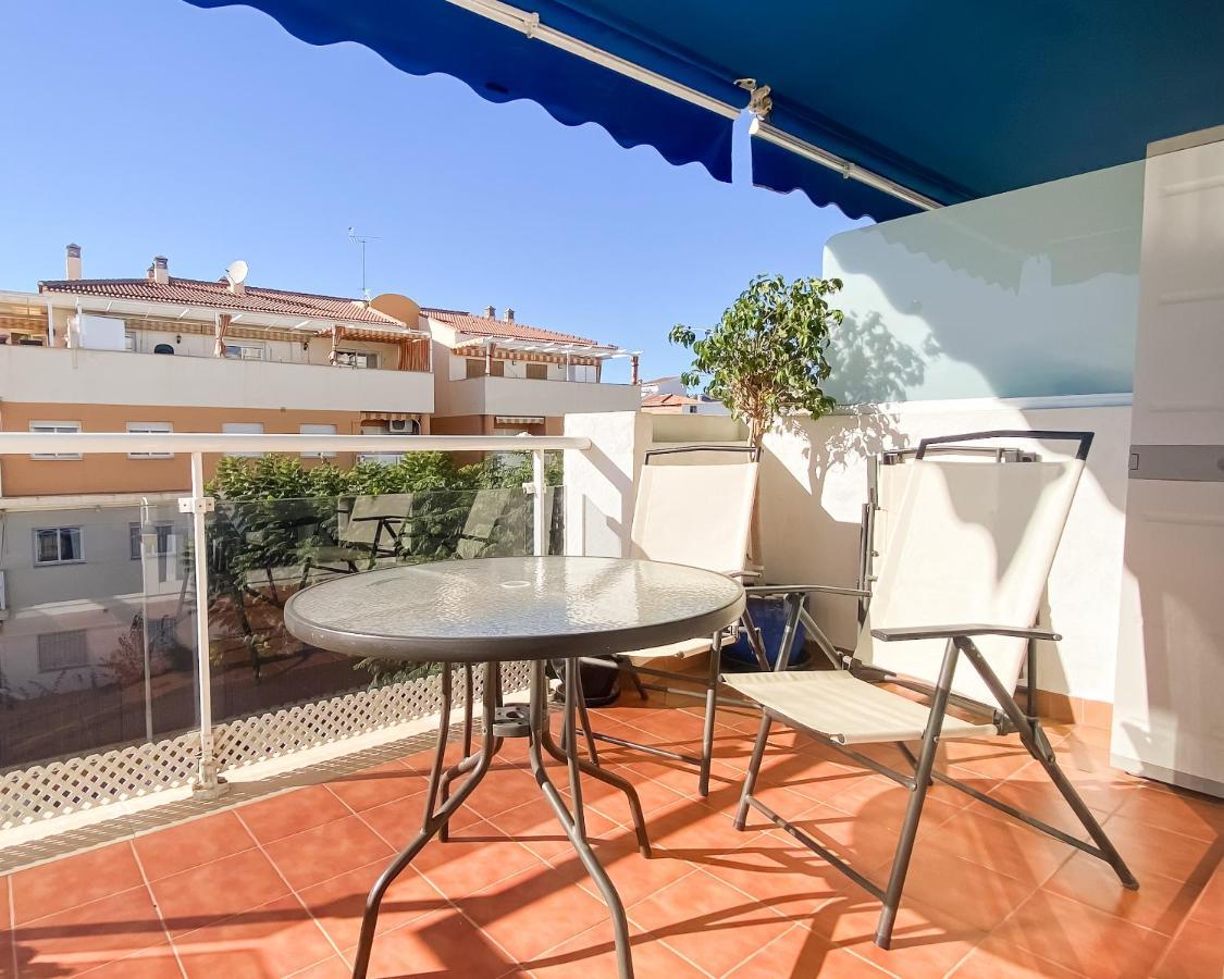 Апартаменты Escapada Familiar En Torrox Costa A 100M De La Playa, Vistas Al Mar Y Parking Gratis Экстерьер фото
