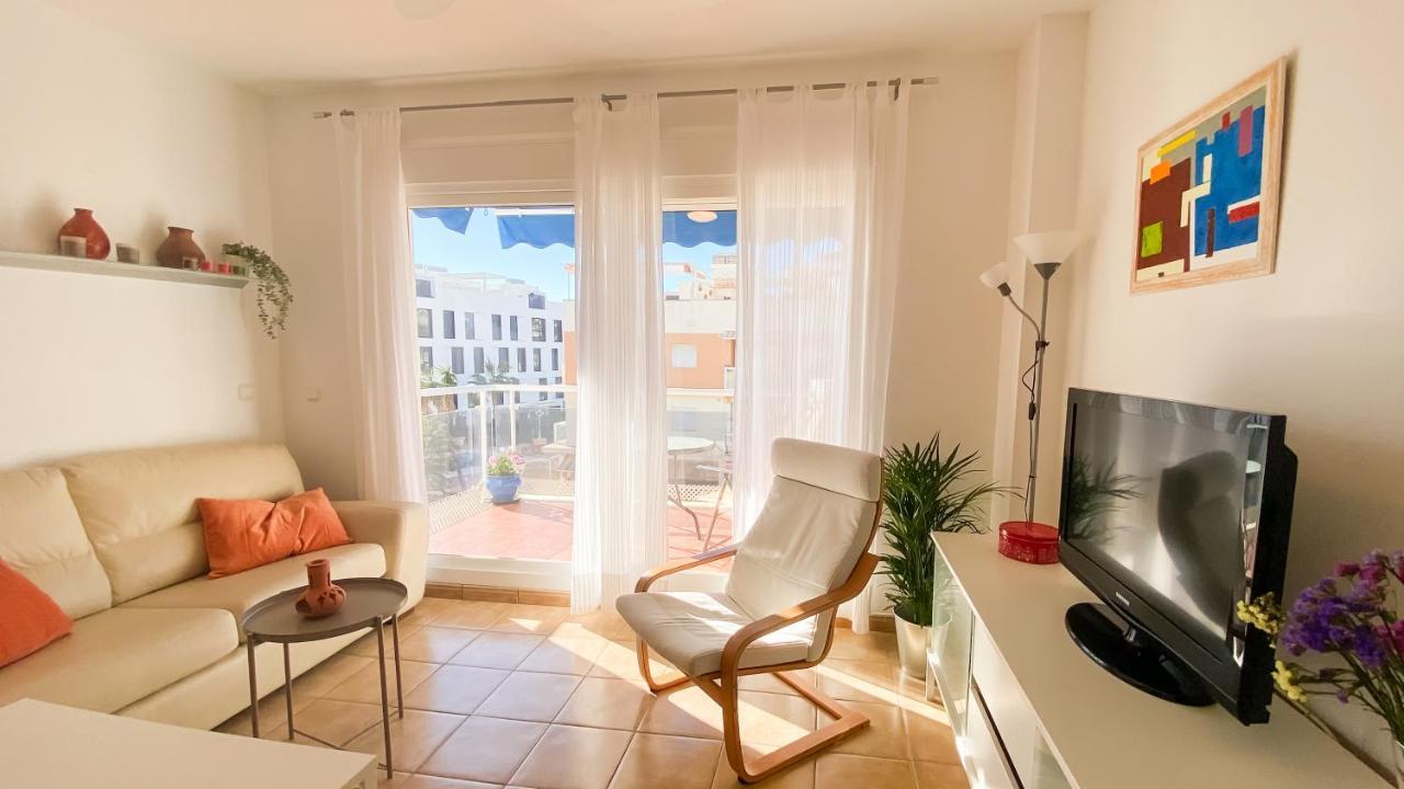 Апартаменты Escapada Familiar En Torrox Costa A 100M De La Playa, Vistas Al Mar Y Parking Gratis Экстерьер фото
